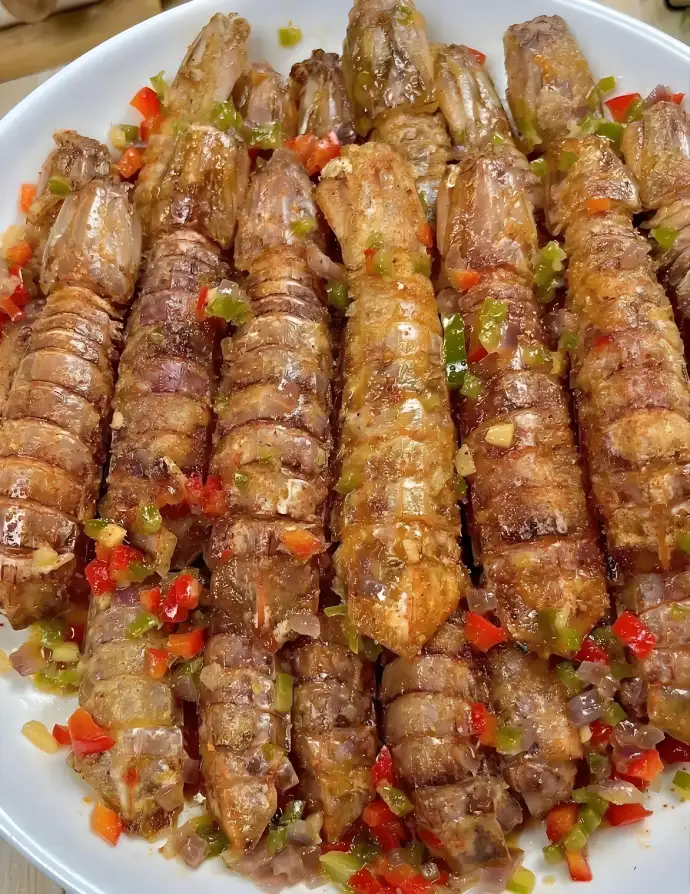 朱家尖南沙美食全攻略:四季海鲜不重样+本地人私藏店铺+避坑技巧,吃到正宗海岛味